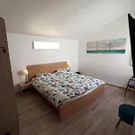 Golfsur-jacuzzi-privateparking-2bath-4bedroom-4tv-netflx-fastwifi סן מיגל דה אבונה