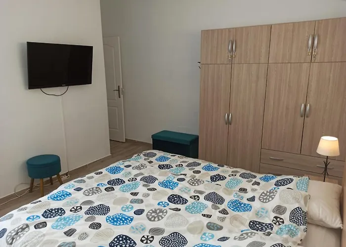 Appartement Golfsur-jacuzzi-privateparking-2bath-4bedroom-4tv-netflx-fastwifi