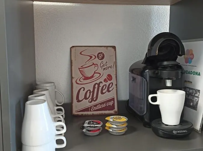 Golfsur-jacuzzi-privateparking-2bath-4bedroom-4tv-netflx-fastwifi Appartement *